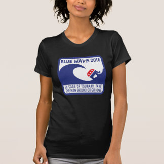 Blue Wave 2018 - Democratic victory! T-Shirt