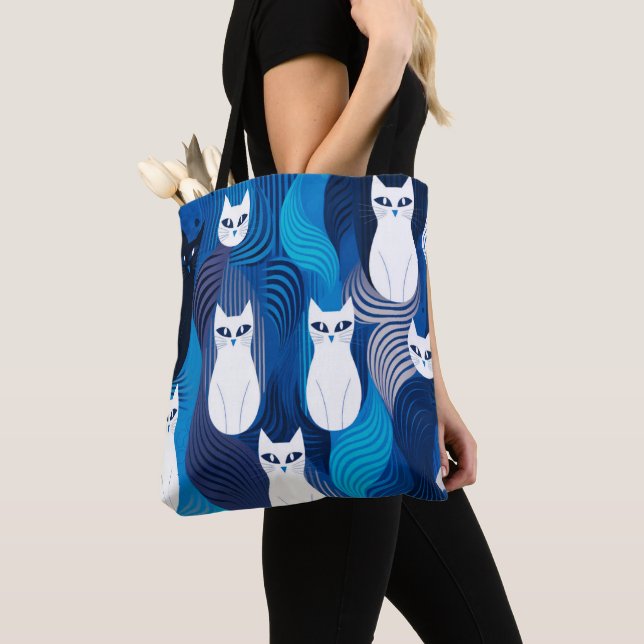 Blue white cat pattern tote bag (Close Up)