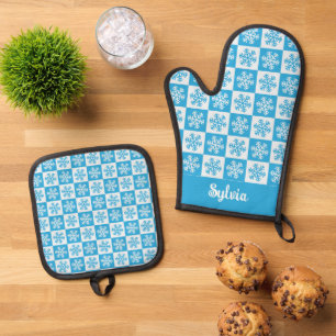 Blue White Christmas Snowflakes Custom Name Oven Mitt & Pot Holder Set