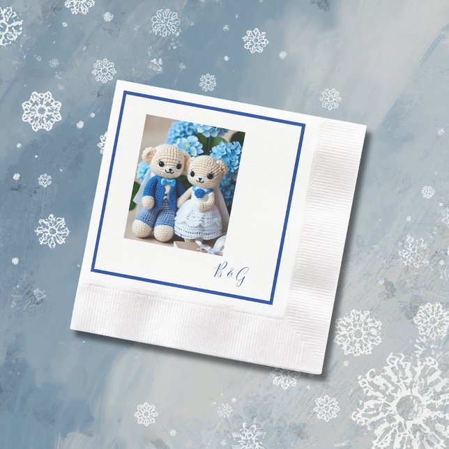 blue white crochet figurine wedding couple  napkin (Creator Uploaded)