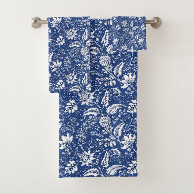 Blue White Floral Pattern with Paisley Element  Bath Towel Set (Insitu)