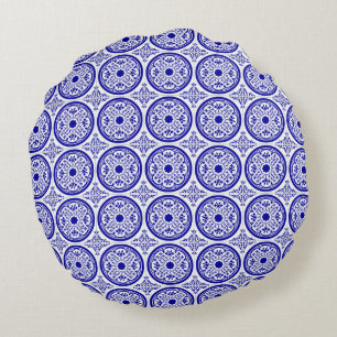 Blue White Gothic Tile Pattern Round Cushion
