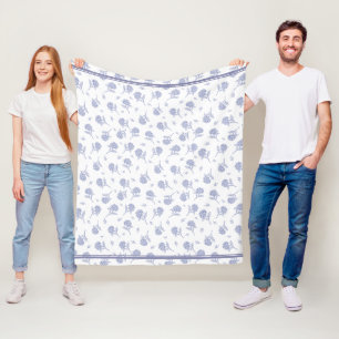 Blue & White Hydrangea Botanical Toile Pattern  Fleece Blanket