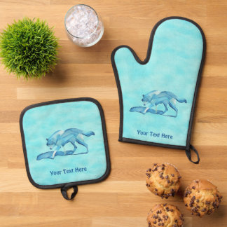 Blue Wolf On Snow Oven Mitt & Pot Holder Set