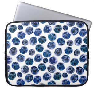 Blueberries: watercolor illustrated pattern. laptop sleeve
