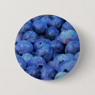 blueberry pile 6 cm round badge