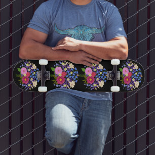 Blumenstrauss Pale Black Skateboard