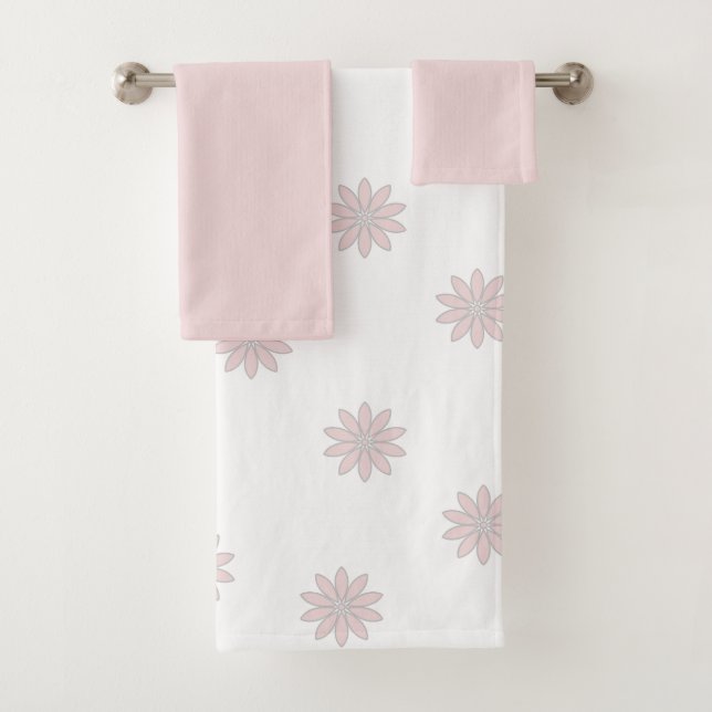 Blush and Grey Flowers Bath Towel Set (Insitu)