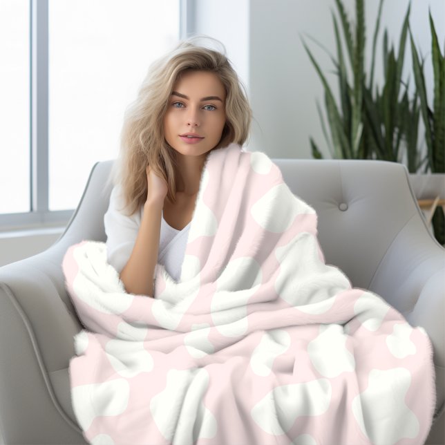 Blush Pink cow print Fleece Blanket (Creator Uploaded)