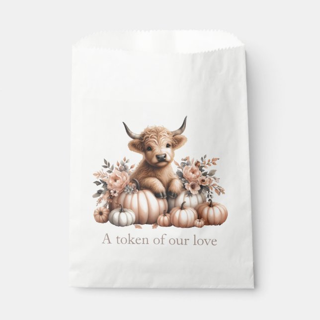 Blush Pink Fall Highland cow favour bags (Front)