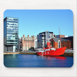 Boat in the Albert Dock Mouse Pad