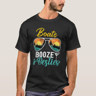 Boats Booze And Besties Girls Trips For Women 2023 T-Shirt