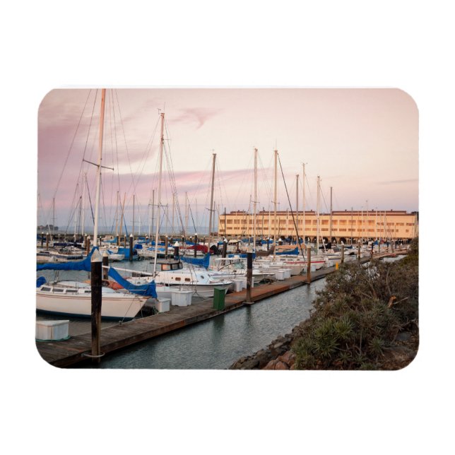 Boats in marina magnet (Horizontal)