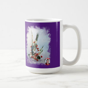 Bodegón de flores coffee mug