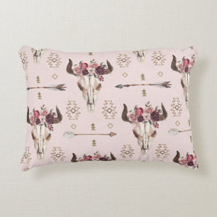 Boho arrows and skull, watercolor pattern. decorative cushion
