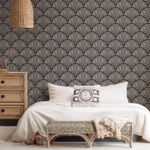 Boho Chic Leaf Scallop Wallpaper