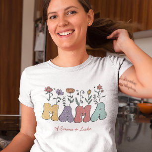 Boho Mama Text with Flowers and Kid Names T-Shirt