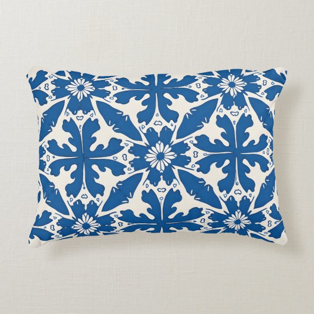 Boho Pattern in Blue – Elegant & Bold Decorative Cushion (Front)