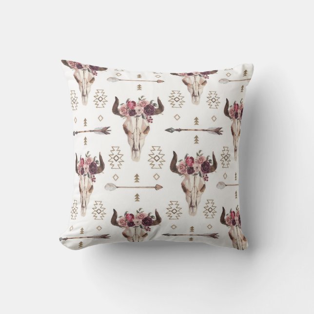 Boho watercolor: arrows, skull pattern. cushion (Front)