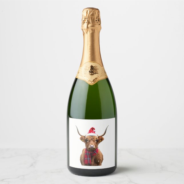 Boho Xmas Christmas Highland Cow T-Shirt (4) Sparkling Wine Label (Front)