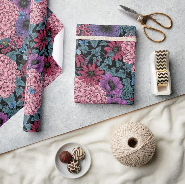Bold garden florals wrapping paper (Crafts)