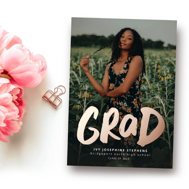 Bold grad modern gold one photo graduation (Creator Uploaded)