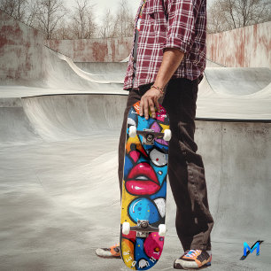 Bold Pop Art Lips Design – Iconic Urban Style Skateboard