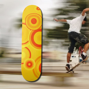 Bold Retro Circles   skateboard – Yellow & Orange
