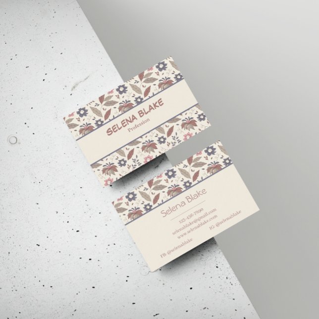 Bold & Stylish | Modern Chic Elegant Floral Business Card (Creator Uploaded)