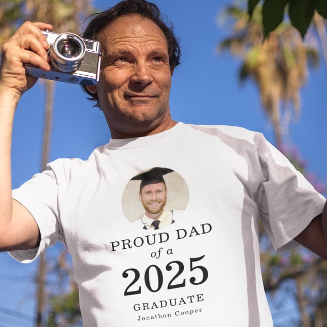 Bold Text Photo Proud Dad of 2025 Graduate T-Shirt (Creator Uploaded)