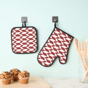 Bold Two Tone Arrow Chevron Stripe Red White Oven Mitt & Pot Holder Set