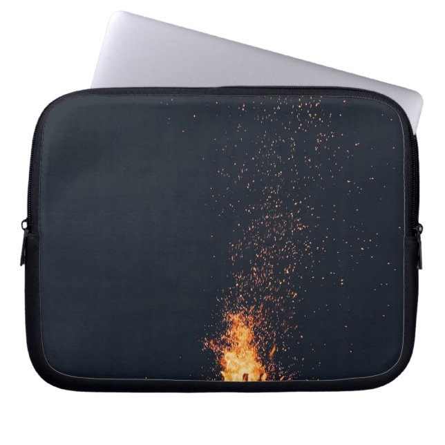 bonfire laptop sleeve (Front)