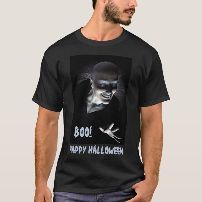 Boo! Funny vampire Halloween T-Shirt (Front)