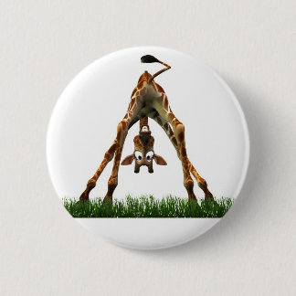 Boo! Says Olympia Giraffe 6 Cm Round Badge