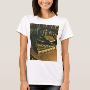 Book lover artwork T-Shirt
