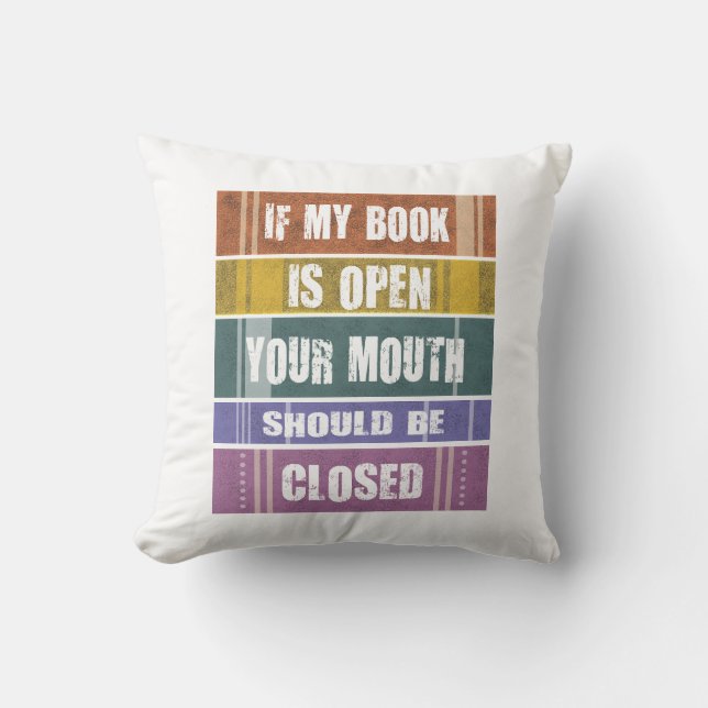 Books design throw pillow (Front)