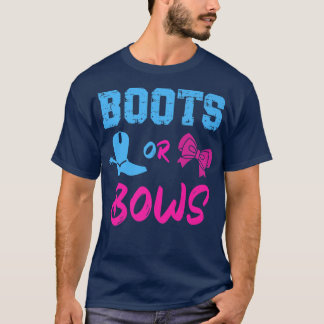 Boots or Bows Gender Reveal Party Idea Mum or Dad  T-Shirt