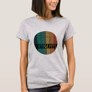 Born in 1972 vintage birthday gift T-Shirt