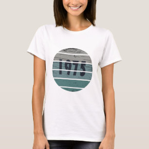 Born in 1975 vintage birthday gift T-Shirt
