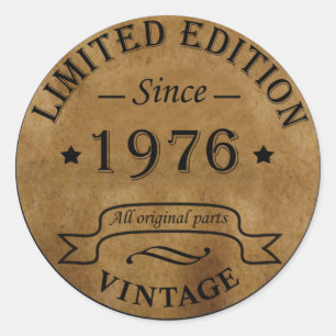 Born in 1976 vintage 50th birthday party classic round sticker