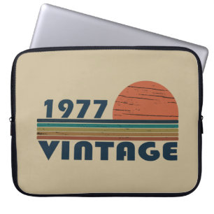 Born in 1977 vintage birthday laptop sleeve