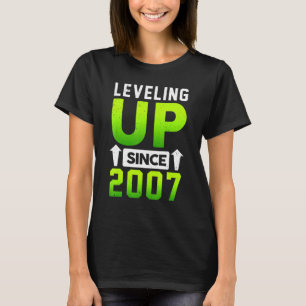 Born In 2007 Gaming Levelling Up Since 2007 Gamer T-Shirt