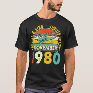 Born In November 1980 40th Birthday Gift Retro 40 T-Shirt