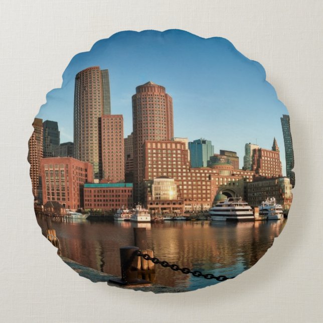Boston skyline round cushion (Front)