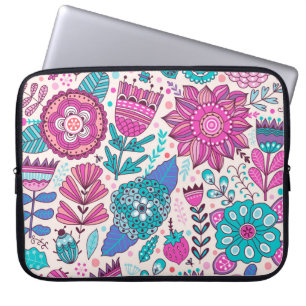 Botanic doodle flowers, seamless, vintage texture. laptop sleeve
