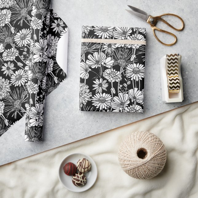 Botanical Black White Daisies Floral Art Pattern Wrapping Paper (Crafts)