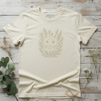 Botanical Cat Bloom Design – Floral Line Art Cat T-Shirt