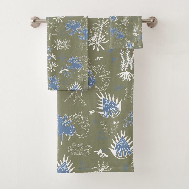 Botanical Moss Print blue and green Bath Towel Set (Insitu)