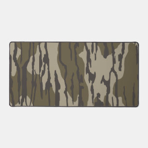 Bottom Lands Camo for Men Hunting Apparel Gear Desk Mat