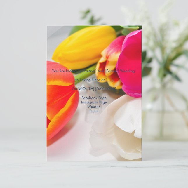 Bouquet of tulip wedding invitation (Standing Front)